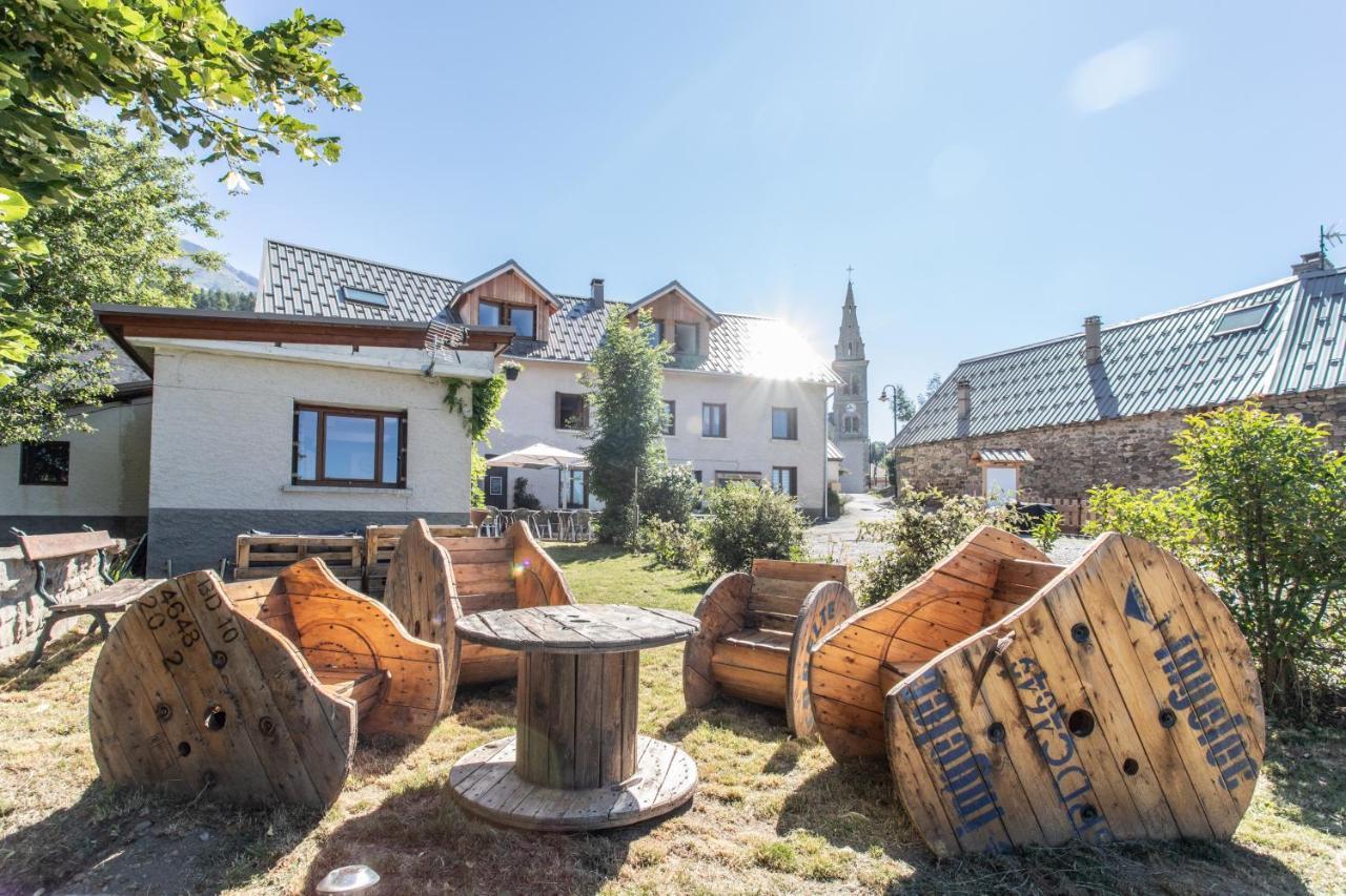 Saint-Michel-de-Chaillol Auberge Le Vieux Chaillol מראה חיצוני תמונה