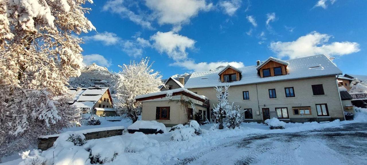 Saint-Michel-de-Chaillol Auberge Le Vieux Chaillol מראה חיצוני תמונה