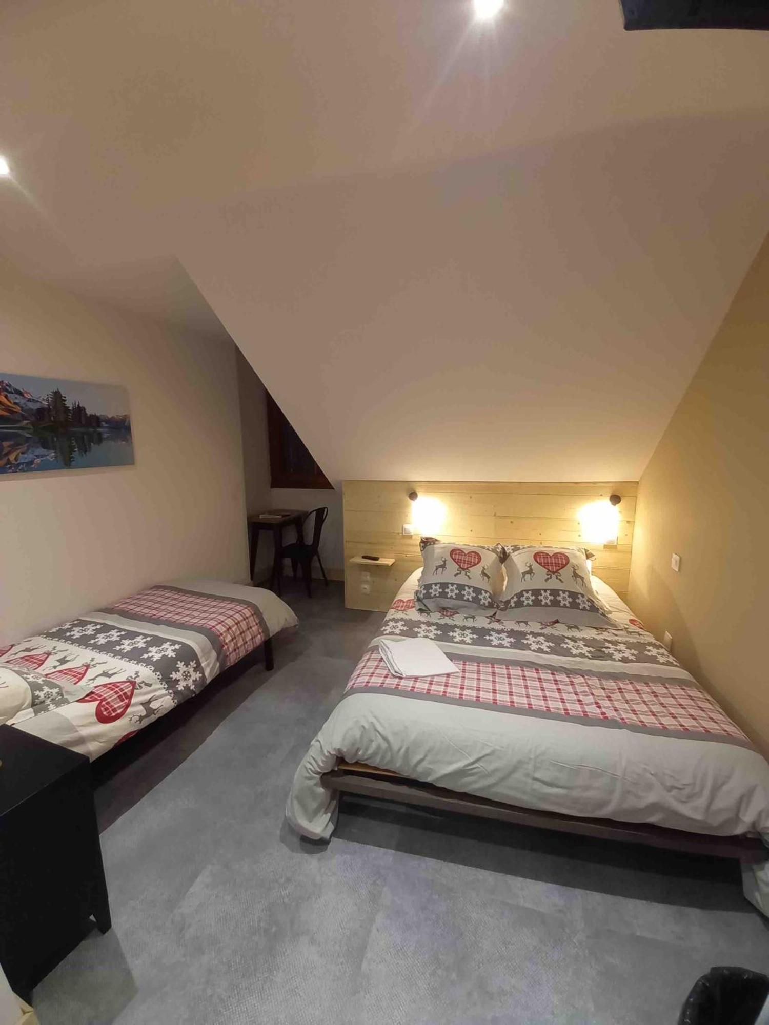 Saint-Michel-de-Chaillol Auberge Le Vieux Chaillol חדר תמונה